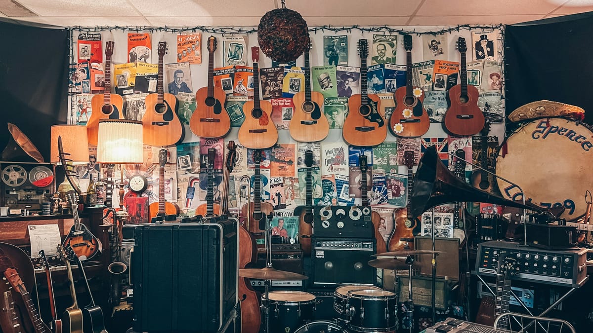 Best Guitars for Arthritis That Keep You Playing Without Pain