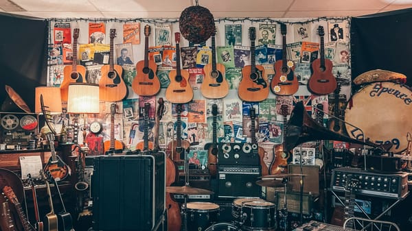 Best Guitars for Arthritis That Keep You Playing Without Pain